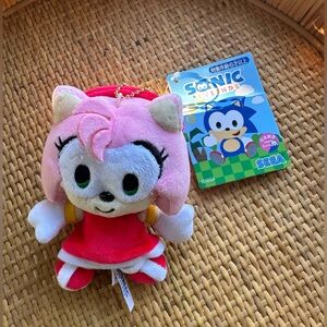 SONIC & FRIENDS Amy Rose Mini Plush w/ Ballchain Sega Japan Exclusive 5”